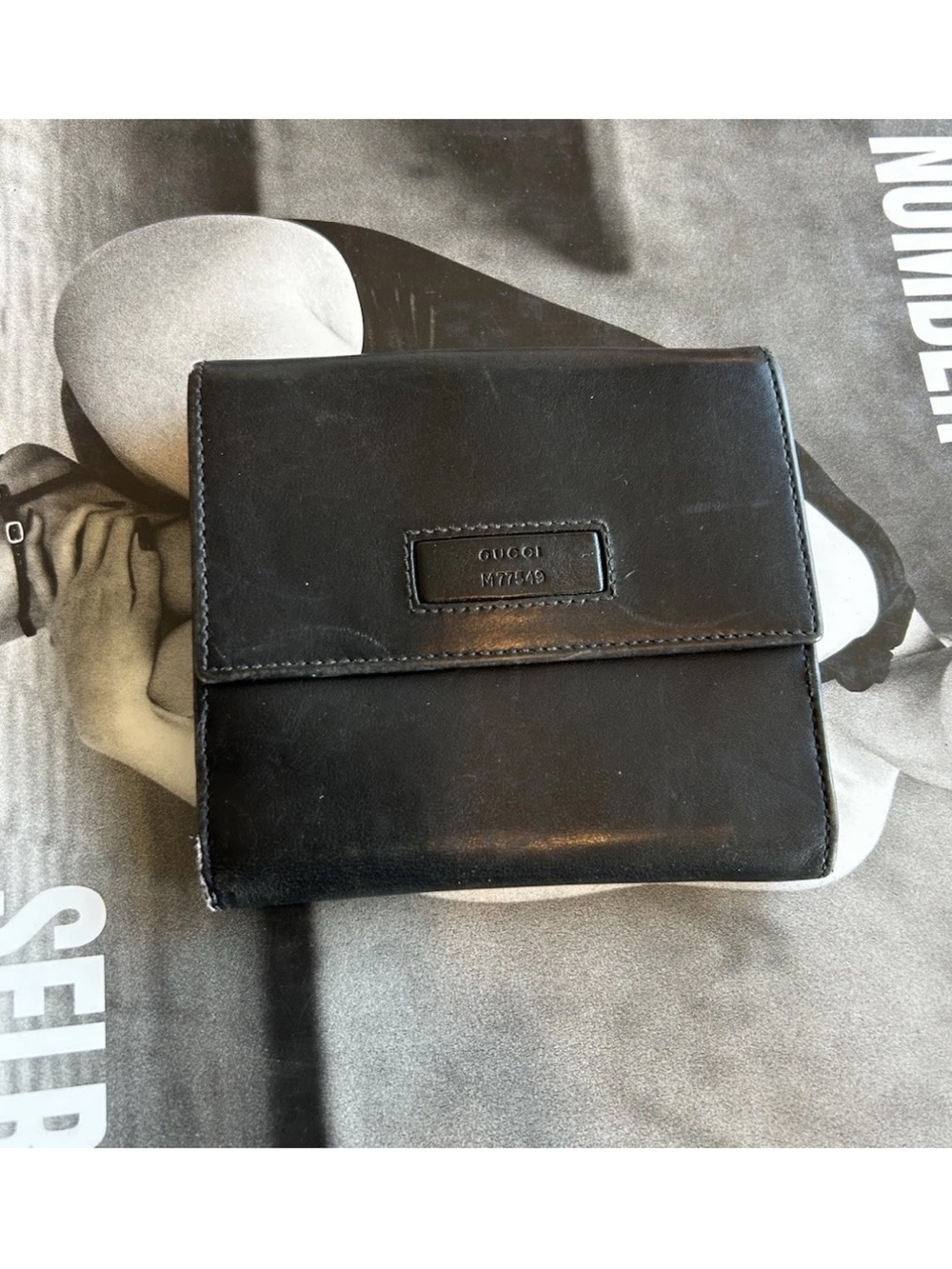 Vintage Gucci Black Leather Bifold Wallet Italy 035 0419 2235 90s Y2K